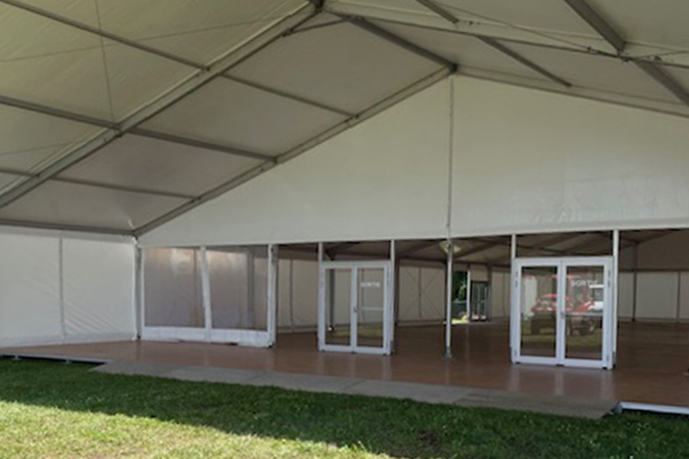 Montage plancher sous Tente Silhouette