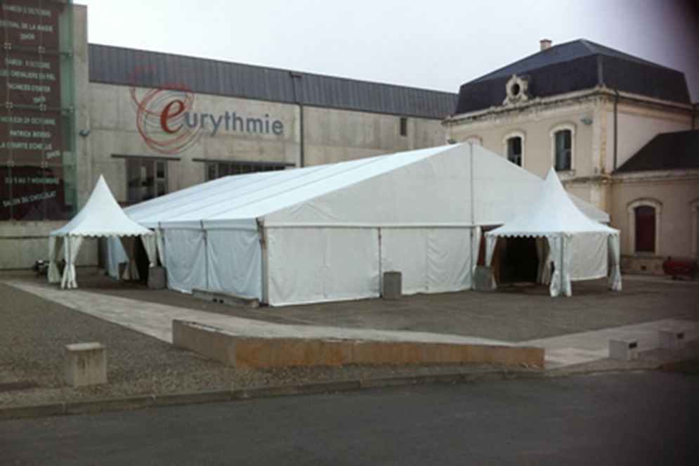 Montage Plancher pour Tente Silhouette, Château de Pennautier