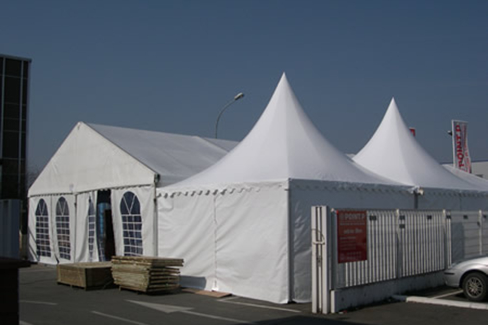 Montage Plancher pour Tente Silhouette, Château de Pennautier